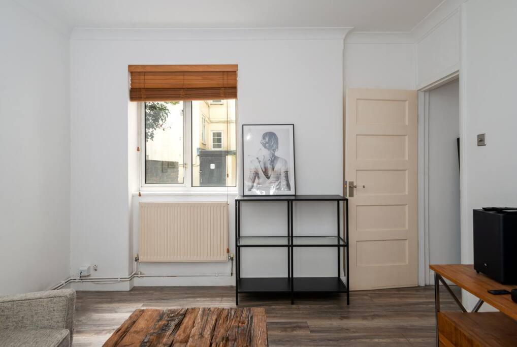 Appartement Stylish And Well Equipped Flat In Stockwell à Londres Extérieur photo