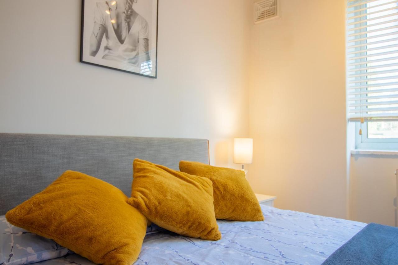 Appartement Stylish And Well Equipped Flat In Stockwell à Londres Extérieur photo