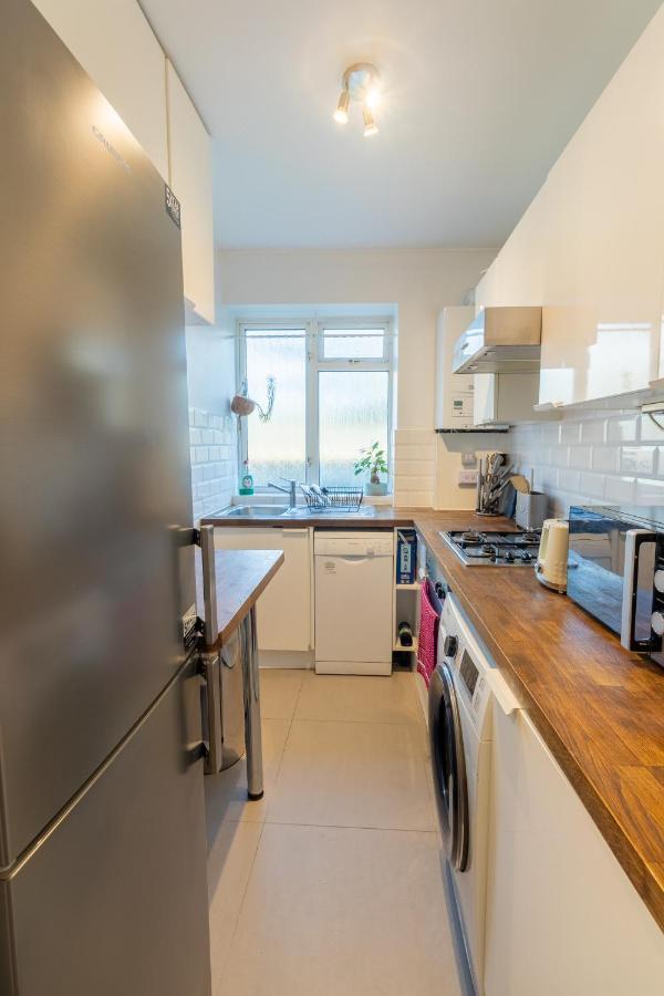 Appartement Stylish And Well Equipped Flat In Stockwell à Londres Extérieur photo